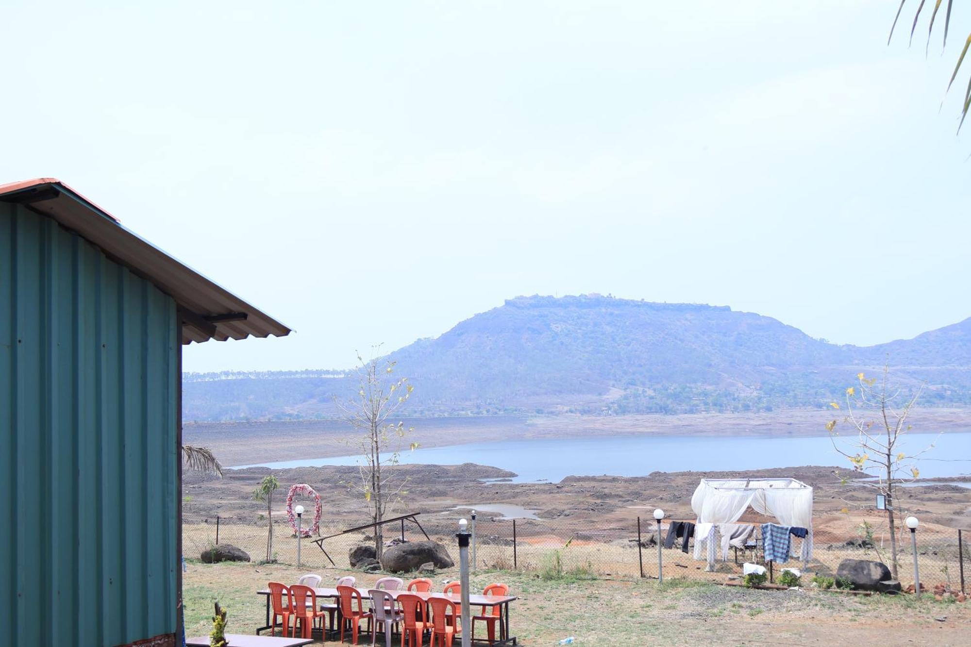 Hotel Mauli Agro Farm Dam View Resort Сатара Екстер'єр фото